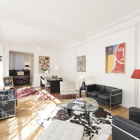 Veeve - Sunshine Loft In Montmartre * Paryż